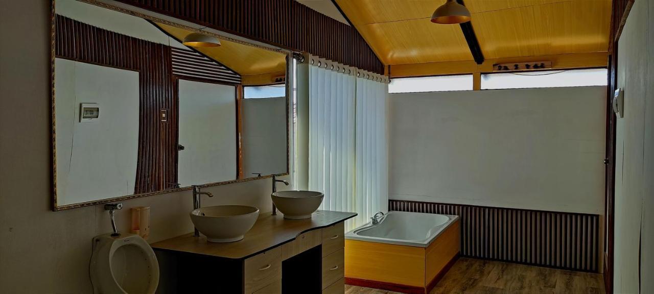 Uros Suma Jakaña Lodge Puno Bagian luar foto
